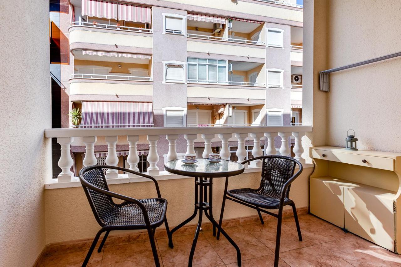 Apartaments Amalia On The Beach Торевьиа Экстерьер фото