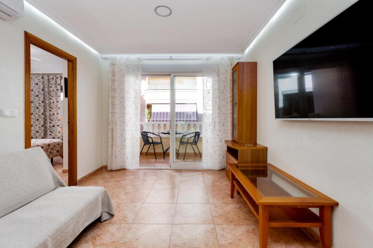 Apartaments Amalia On The Beach Торевьиа Экстерьер фото