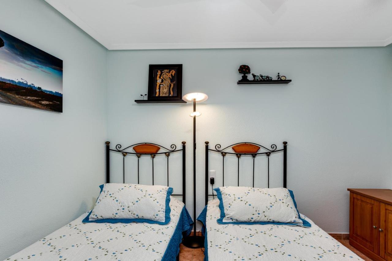 Apartaments Amalia On The Beach Торевьиа Экстерьер фото