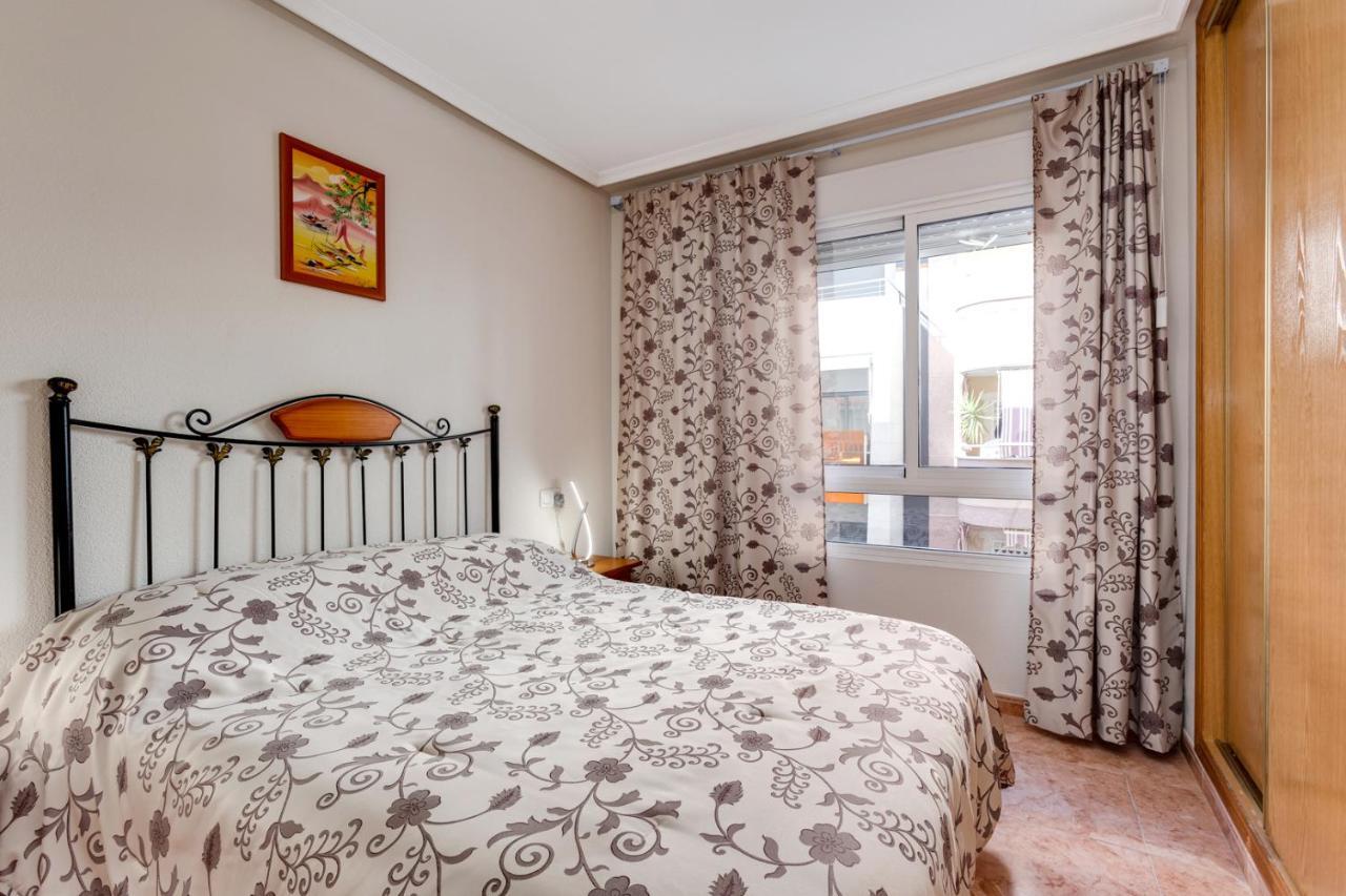 Apartaments Amalia On The Beach Торевьиа Экстерьер фото