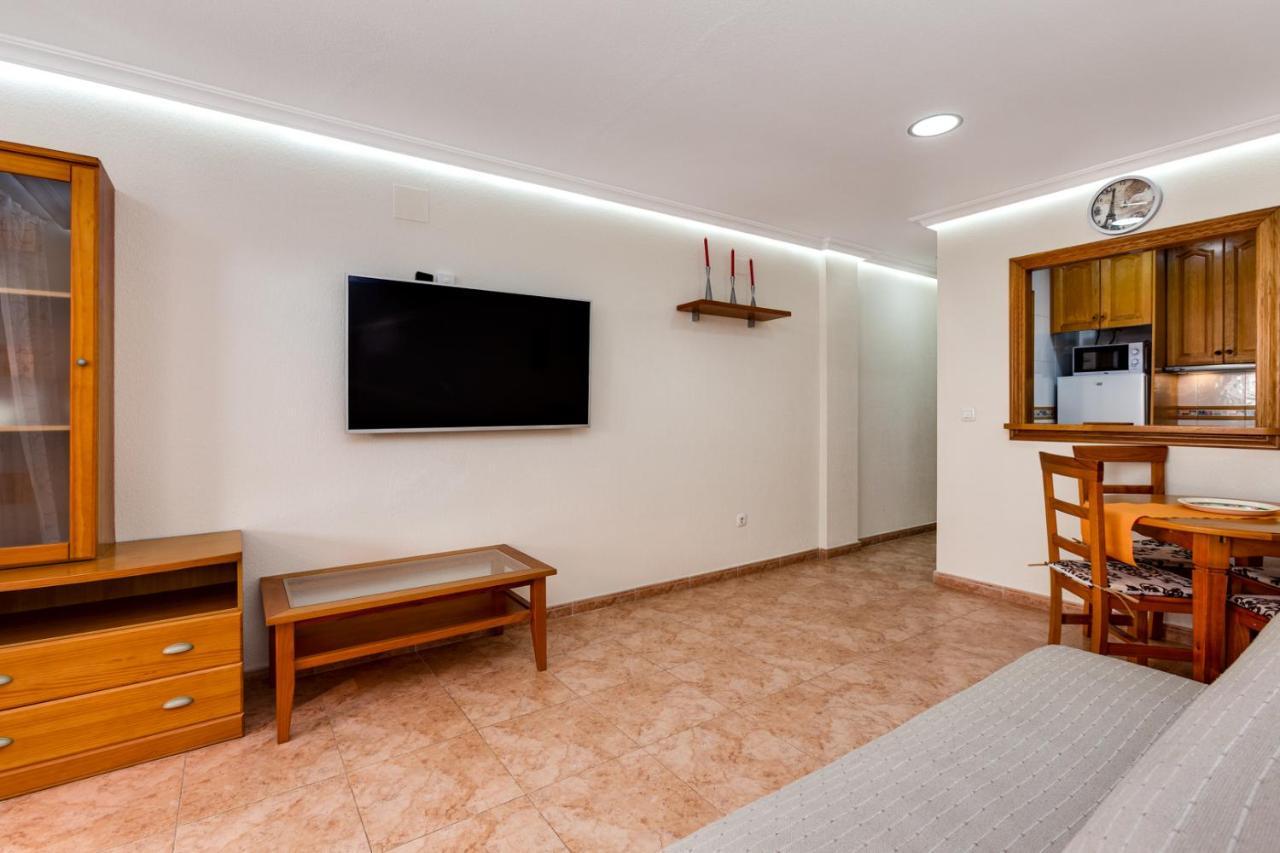 Apartaments Amalia On The Beach Торевьиа Экстерьер фото