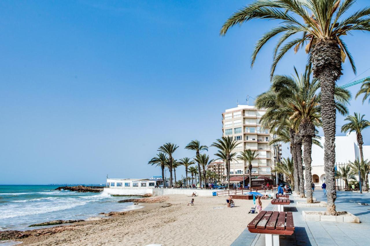 Apartaments Amalia On The Beach Торевьиа Экстерьер фото